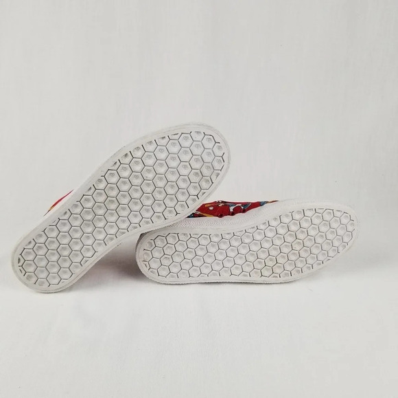 adidas × Disney Low Top Sneakers - Picture 7 of 9